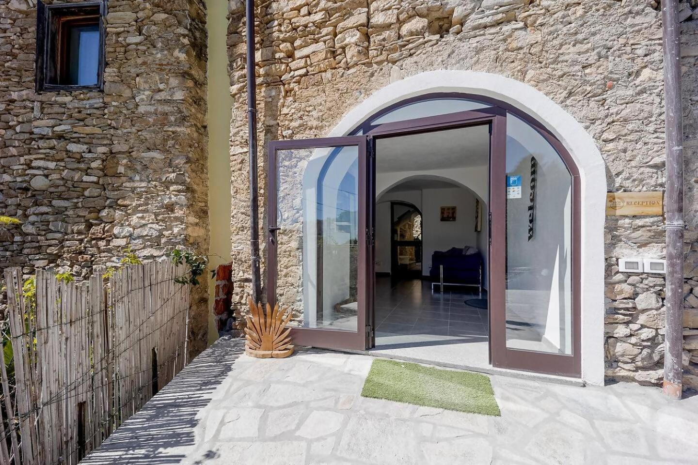 Appartamento Alba Dachi Farm Marina dʼMarina dʼAndora Kültér fotó