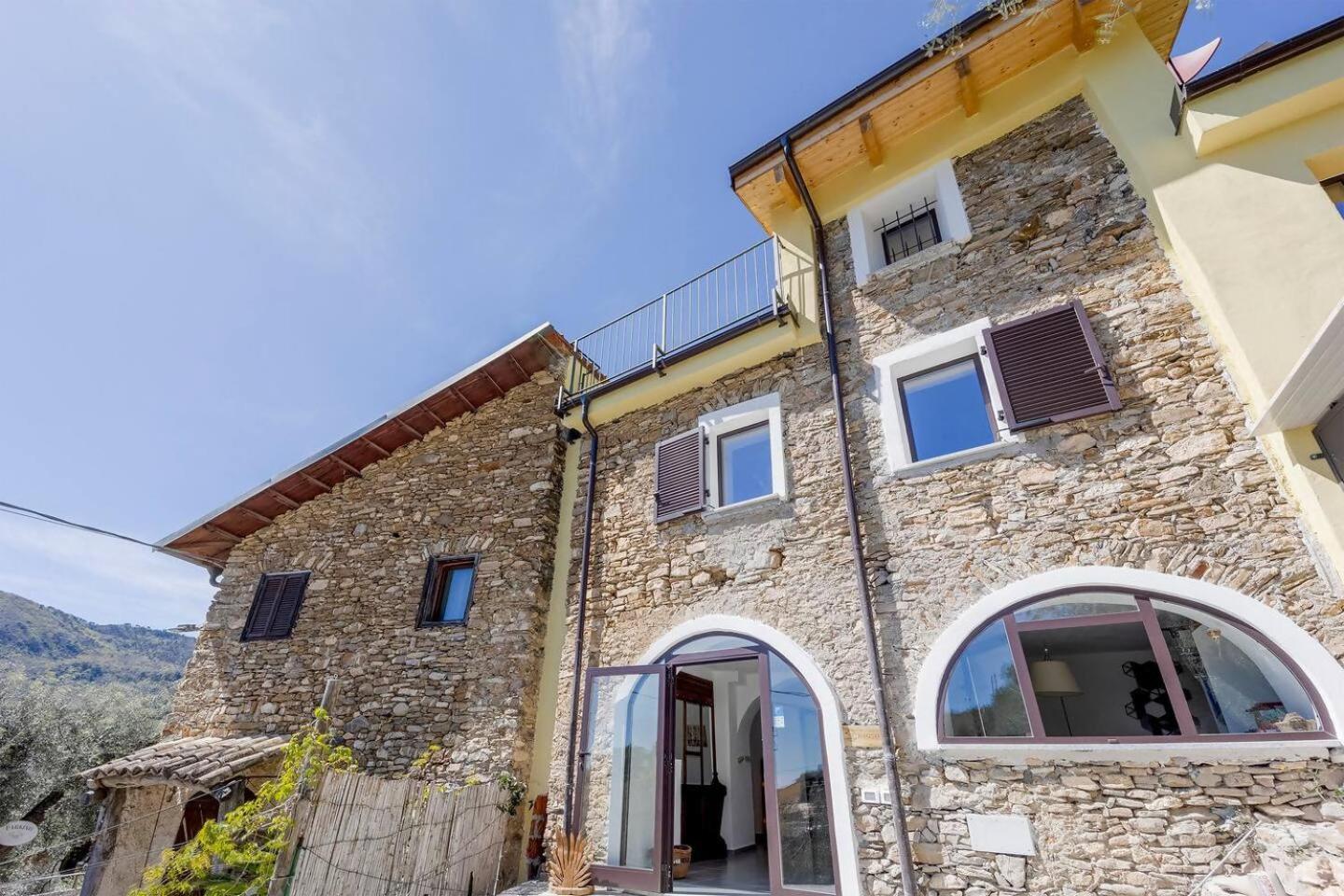 Appartamento Alba Dachi Farm Marina dʼMarina dʼAndora Kültér fotó