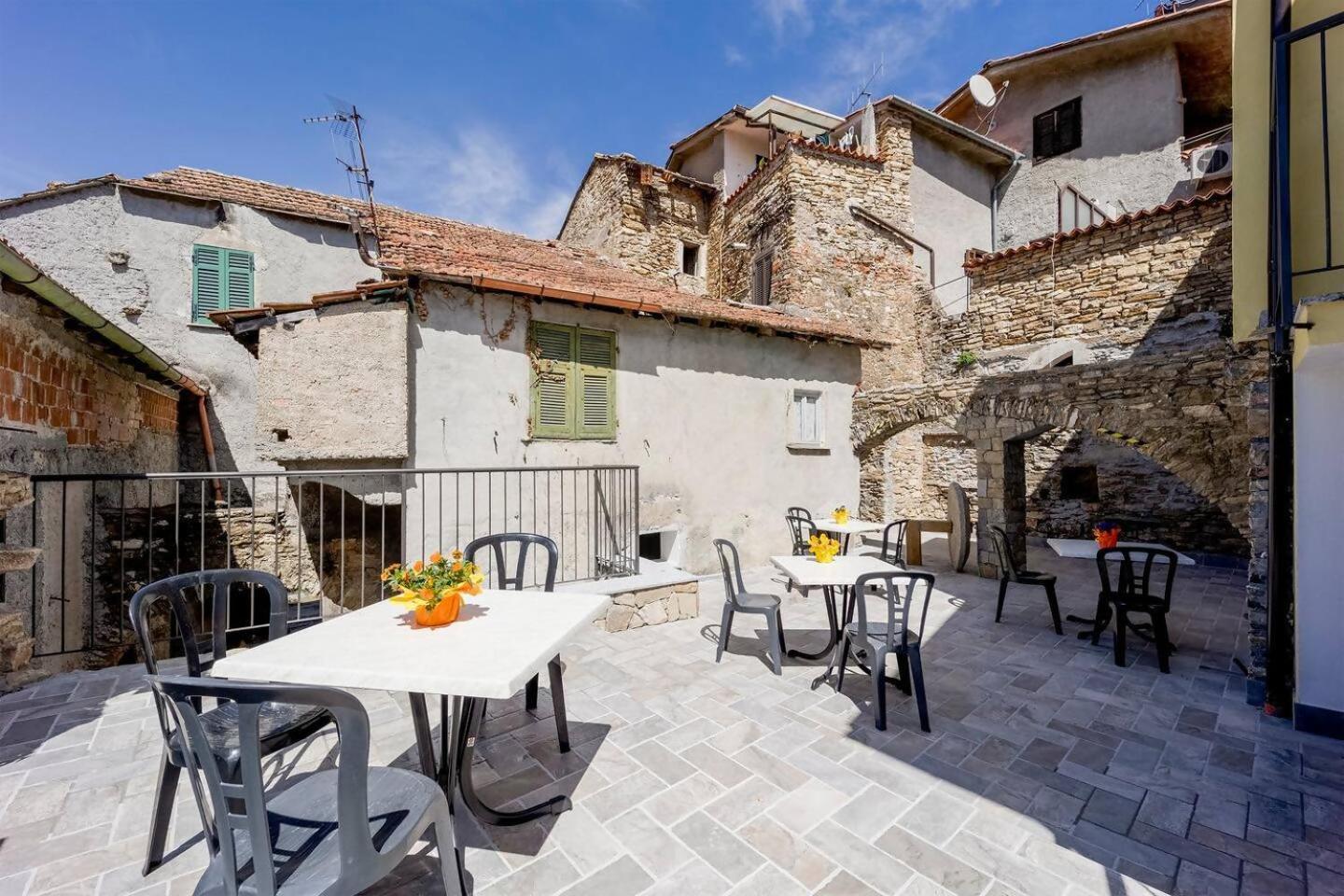 Appartamento Alba Dachi Farm Marina dʼMarina dʼAndora Kültér fotó